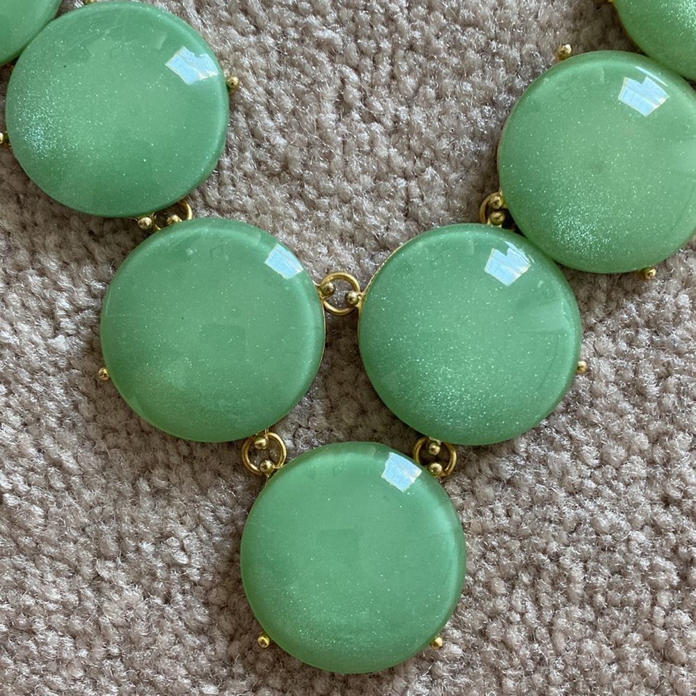 Francescas Green and Gold Statement Necklace - Picture 5 of 5